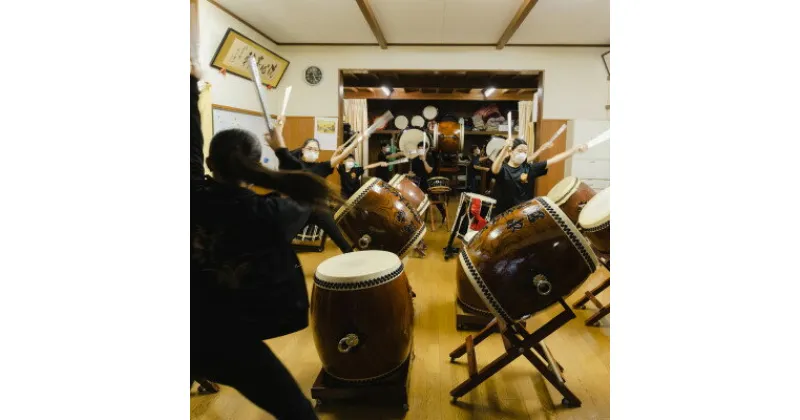 【ふるさと納税】【楽土庵宿泊+越中いさみ太鼓見学付き】絹の部屋、夕朝食付き(スペシャルディナー)ペア宿泊券【1446930】