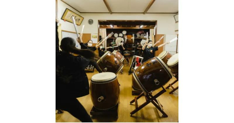 【ふるさと納税】【楽土庵宿泊+越中いさみ太鼓見学付き】土の部屋、夕朝食付き(スペシャルディナー)ペア宿泊券【1446935】